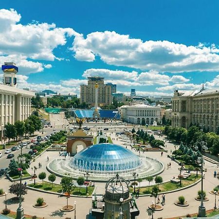 Apartment With View On Inpedendence Square Khreshchatyk Kiev Buitenkant foto