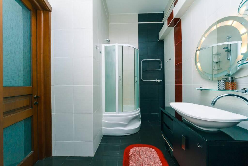 Apartment With View On Inpedendence Square Khreshchatyk Kiev Buitenkant foto